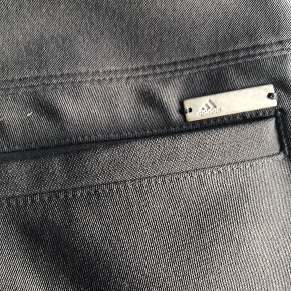 Womens Adidas Golf Shorts 🏌️‍♀️ - Picture 3 of 5